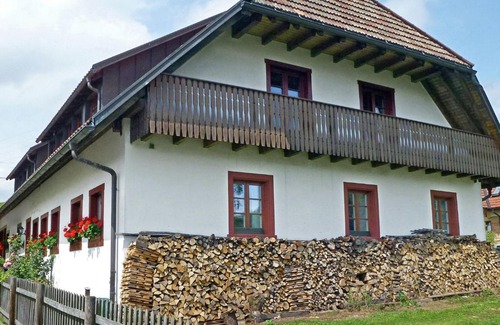 Hennenmatt Apartment | Serene Apartment in Rickenbach near Ski Lift