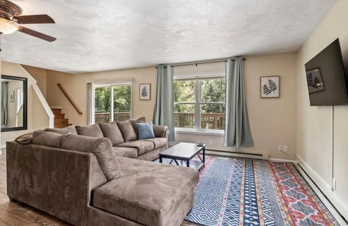 Lansing Apartment | Serene Escape In Finger Lakes Wine Country Close to Ithaca