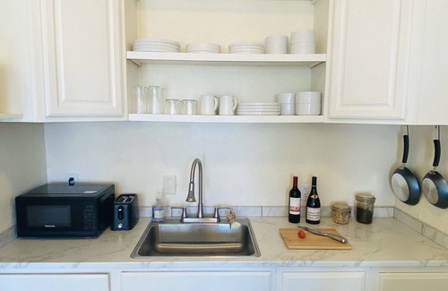 Arroyo Hondo House | Serene family friendly mountain retreat lower level townhome with mtn views