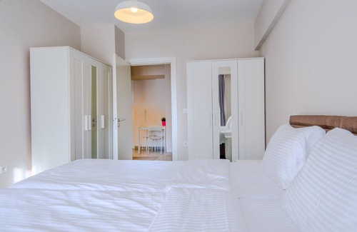 Urla Apartment | Serene Flat w Balcony in a Luxury Complex in Urla