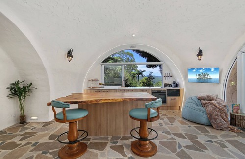 Montville House | Serene Flaxton igloo with garden views — sauna & cold plunge from late October