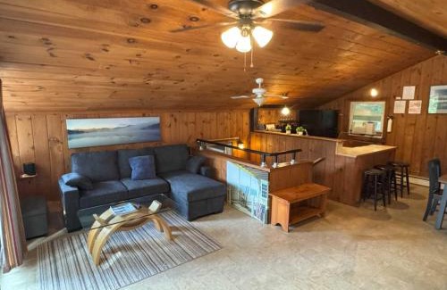 Eidelweiss Village Ski Chalet | Serene Forest Lodge I Adventure Meets Serenity