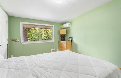 Kenmore Villa | Serene Getaway in Kenmore