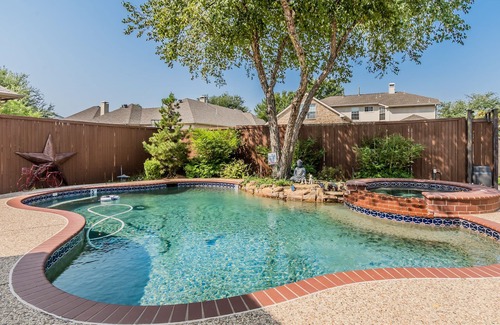 Coppell House | Serene luxury/10 min to DFW, Great for Families