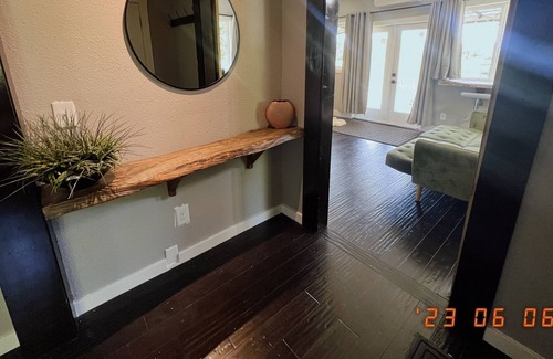 Arlington Cabin | Serene Luxury Cabin Retreat - Hot Tub, Fire Pit, Patio, Close to Trails/ River