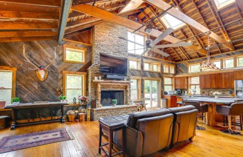 Pacific House | Serene Pacific Getaway Deck, Grill and Fire Pit!