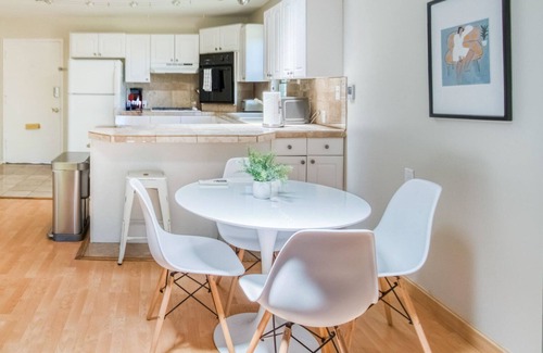 University South Apartment | Serene Palo Alto 2BR w/Patio, nr Shopping & Food, by Blueground