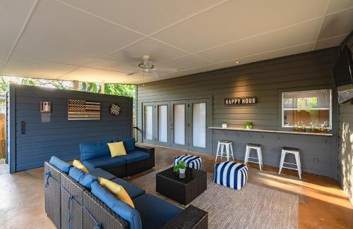 Shearer Hills - Ridgeview House | Serene Pool & Firepit In Stunning Home By Airport