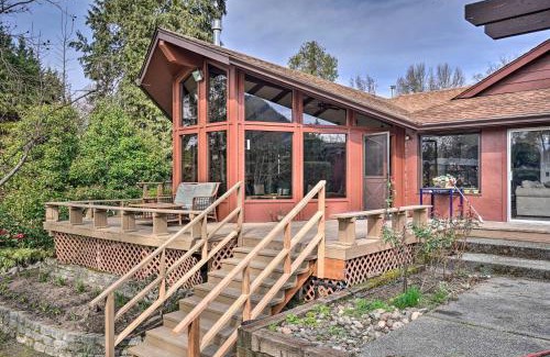 Grants Pass House | Serene Riverfront Escape with Hot Tub and Views!