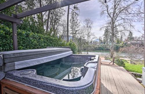 Grants Pass House | Serene Riverfront Escape with Hot Tub and Views!