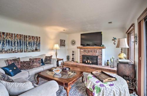 Grants Pass House | Serene Riverfront Escape with Hot Tub and Views!