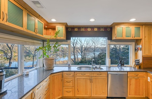 Arden-on-the-Severn House | Serene, riverfront home with deck, balcony, kitchen & fireplace - dog-friendly