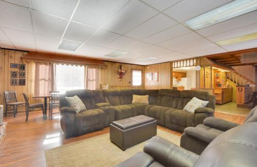 Saxton House | Serene Saxton Lodge 7 Mi to Lake Raystown!