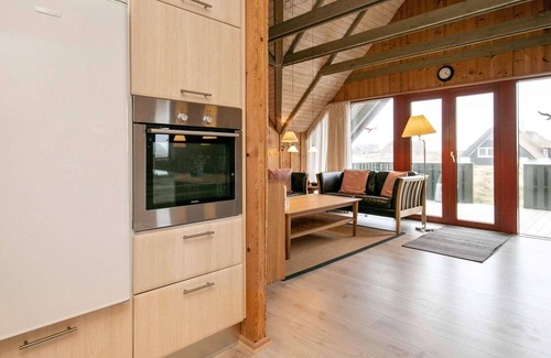 Hvide Sande House | Serene Seaside Retreat in Haurvig-By Traum