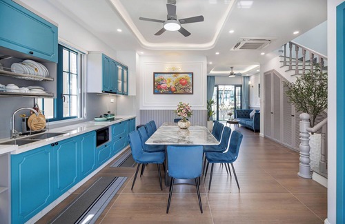Phan Thiet Villa | Serene Villa 5 minutes to the Bikini Beach! Family-sized with Lake-view BBQ area