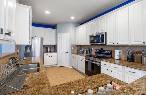 Cibolo House | Serene Views Ideal For Long Stays Heated Pool