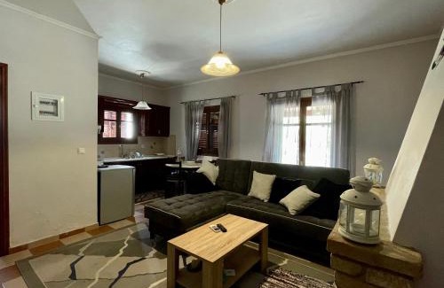 Zakynthos Town Villa | Serenita Cottage II