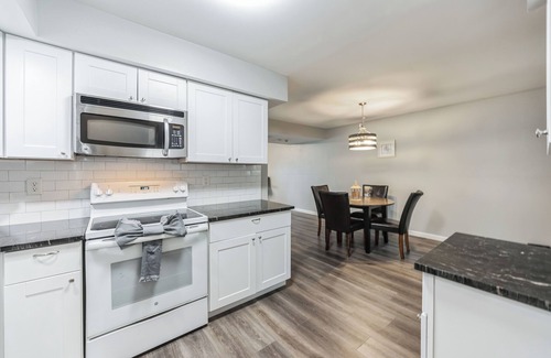 Willingboro House | Serenity Awaits: 3-bedroom townhome in lovely Willingboro Township with AC, WiFi