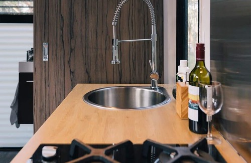 Beaconsfield Upper House | Serenity Abode by Tiny Away