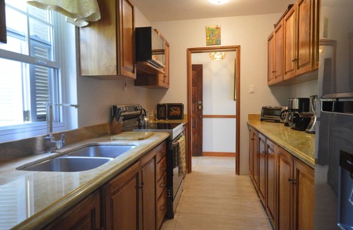 Tower Isle Condo | Serenity by the Sea-Ocean View 3 BR Sea Palms Jamaica
