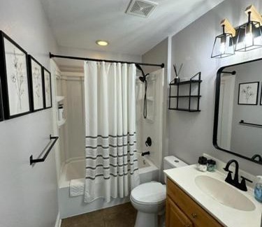 Ocean Springs House | Serenity Cottage