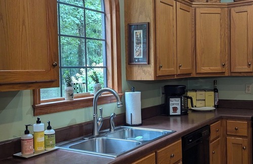 Humboldt House | Serenity Country Cottage Farm