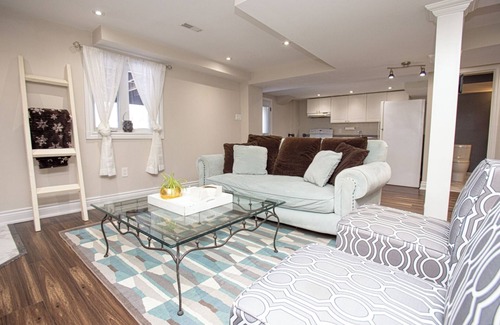 Orangeville House | Serenity in the Hills - Charming 1-bdrm house w WiFi and Hot Tub in Orangeville