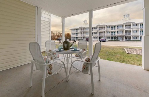 Flint Apartment | Serenity in the Piney Woods 2BD + 2BA with kitchen