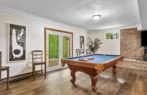 North Chesterfield House | Serenity in the Suburbs: Your Gorgeous RVA Getaway