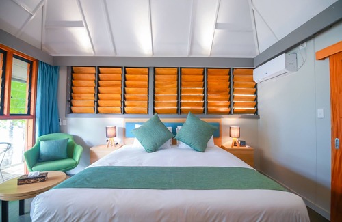 Bounty Island Hotel | Serenity Island Resort