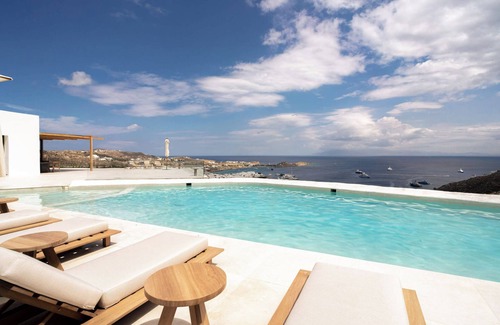 Psarou Villa | Serenity Psarou Estate - A top-luxury, ultra-exclusive, 7-star villa in Mykonos