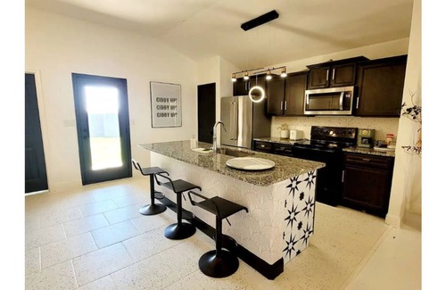 Lubbock House | Serenity Resort - Luxury in Lubbock