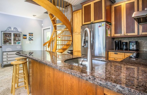 New Town House | Serenity Retreat- 2/2 townhouse with pool and dock