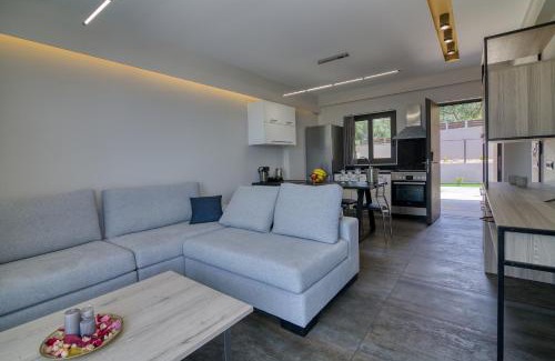 Zakharo House | Serenity Suites Sea View Houses