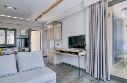Zakharo House | Serenity Suites Sea View 1