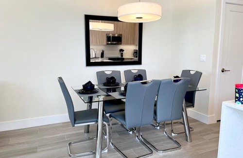 Four Corners House | Serenity Townhome Getaway: 4 bed 3 bath home near Disney in Clermont FL!