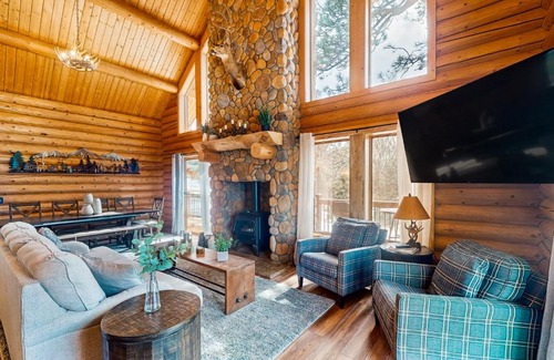 Cripple Creek House | Serenity View Cabin