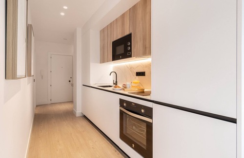Hispanoamerica Apartment | serrano park i - One Bedroom Apartment, Sleeps 2