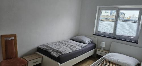 Wolfsburg Apartment | SES12 1-OG rechts Monteurwohnung in Wolfsburgs Zentrum