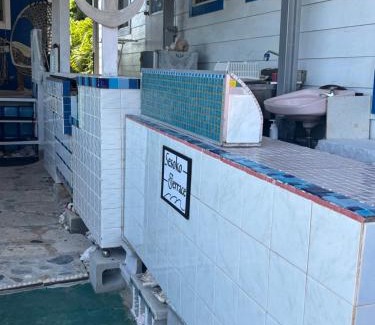 Motobu House | Sesoko Terraceビーチへ徒歩5分眺めのいい家,お一人又はお二人様の場合は母屋のみのご利用になります