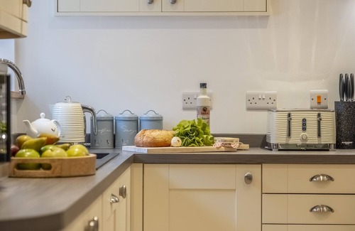 Taddington Cottage | Set within the Peak District countryside, The Old Hen Shed offers a beautiful home away from home