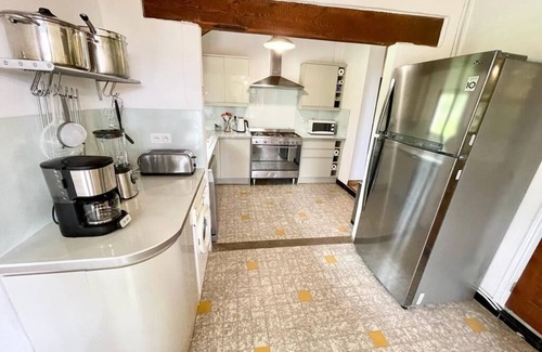 Wicquinghem House | Seven Bdm Family House In Countryside Village With Large Beautiful Secure Garden