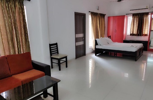 Sholinganallur Apartment | SEVEN STONES STAYS