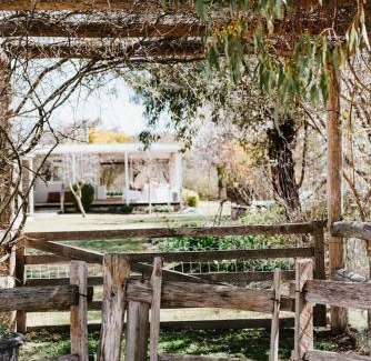 Yarrabin House | Seven Tree Hill - An Enchanting Family Homestead