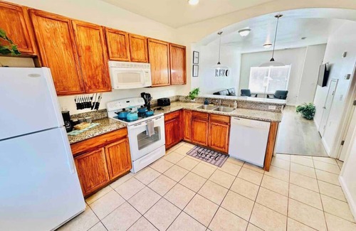 Reno House | Sevenplex Breing The Entire Team/14Bd 14.5Ba/Sleeps49