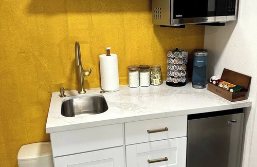 Peters View Apartment | SEVILLA - Lux Suite in Biltmorenn
