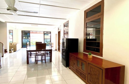 Cipanas Villa | SF Homey Puri Indah