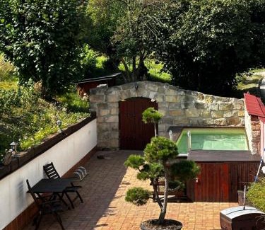 Nova Paka House | SG chalupa ŠTIKOV - Podkrkonoší - s celoročním privátním wellness