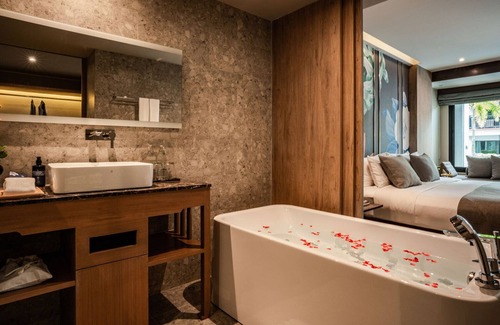Khuekkhak Resort | (SHA+)Luxury Pool Access Room Khao Lak (P10)