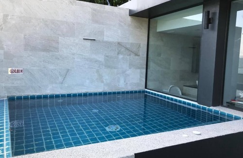 Patong Resort | (SHA+)Sky Standard with Plunge Pool (A)